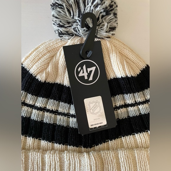 NWT LA Kings Pom Pom Winter Cap Cream, Grey, and Black - Picture 3 of 3
